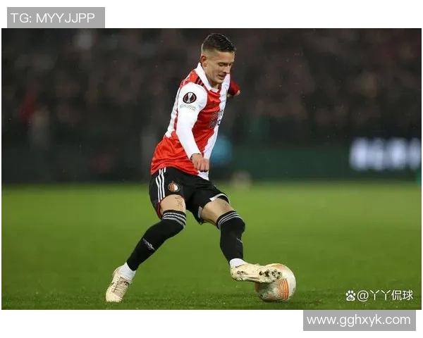 荷超级杯激战即将上演埃因霍温对决费耶诺德争夺冠军荣耀