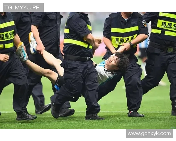 亚特兰大与布鲁克林激战结果揭晓球迷热议精彩瞬间